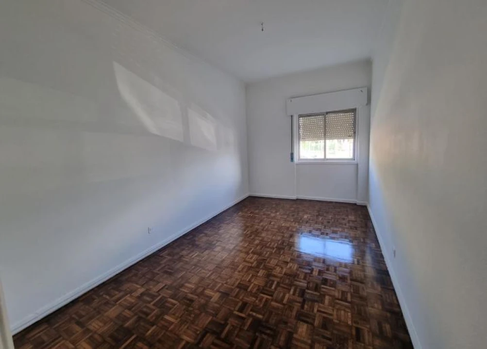 Apartamento T2 para Venda em Barcarena Foto 25