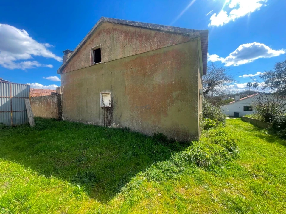 Terreno P/ Prédio para Venda em Milharado Foto 5