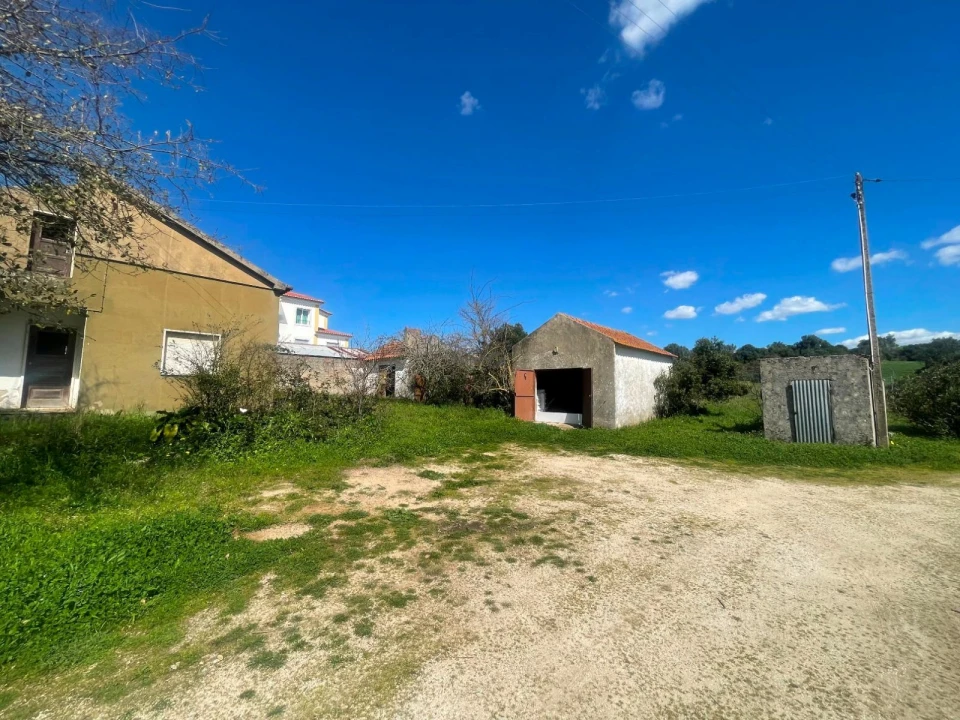 Terreno P/ Prédio para Venda em Milharado Foto 17
