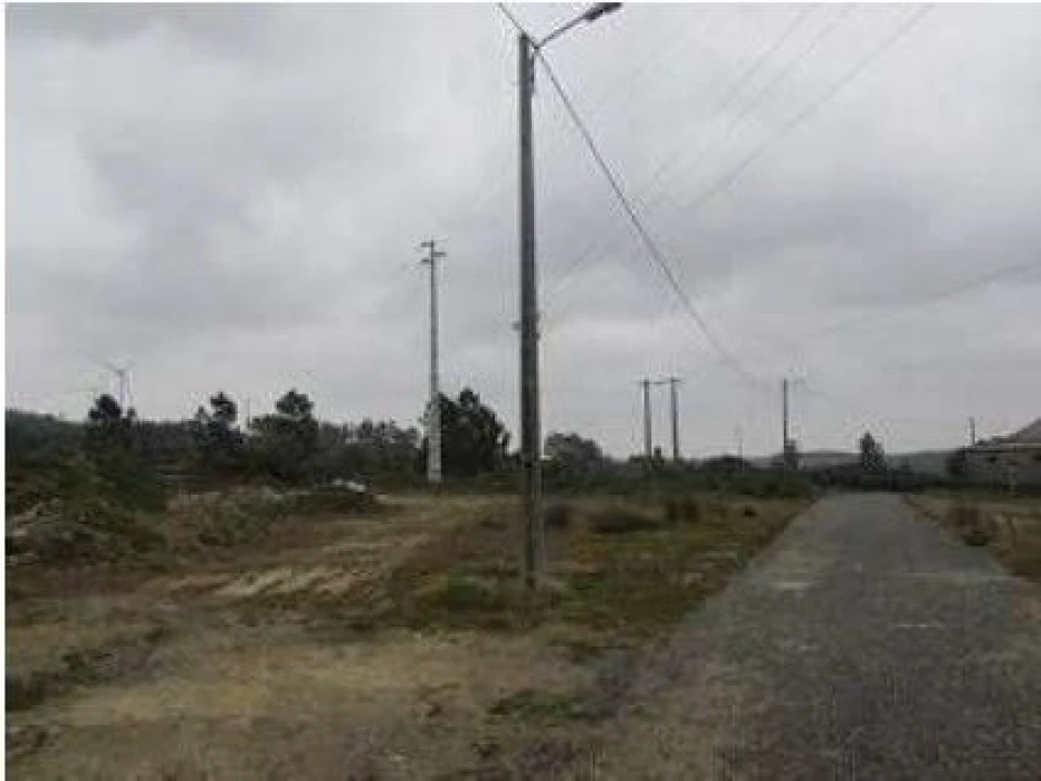 Terreno P/ Prédio para Venda em Cebolais de Cima e Retaxo Foto 5