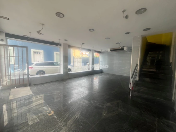 Loja para Arrendamento em Matosinhos e Leça da Palmeira Foto 7
