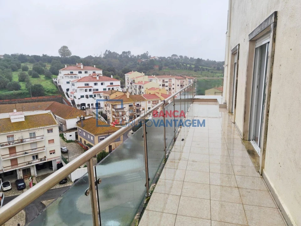 Apartamento T2 para Venda em Azambuja Foto 7