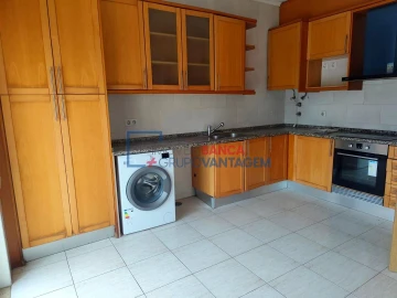 Apartamento T2 para Venda em Azambuja