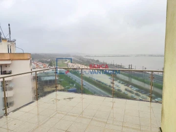 Apartamento T2 para Venda em Azambuja