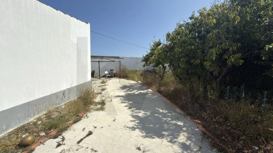 Moradia T2 para Venda em Bombarral e Vale Covo Foto 5