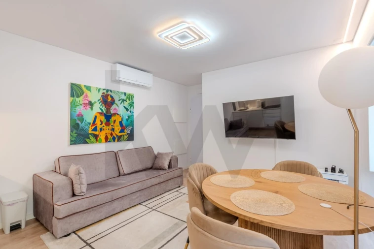 Apartamento T1 para Venda em Santo António Foto 3