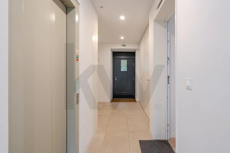 Apartamento T1 para Venda em Santo António Foto 17