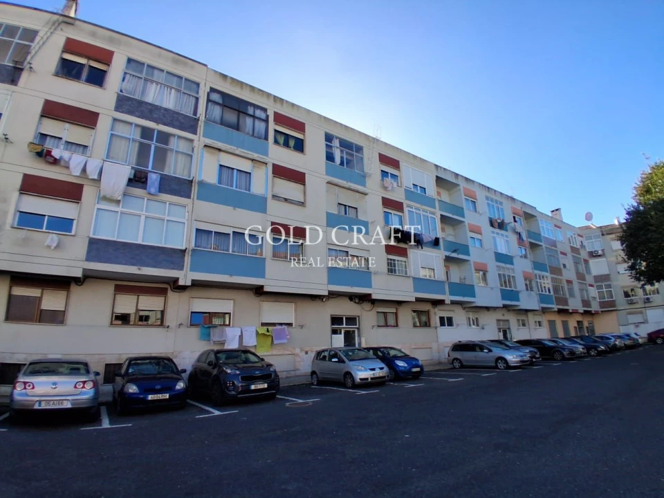 Apartamento T3 para Venda em Venteira Foto 34