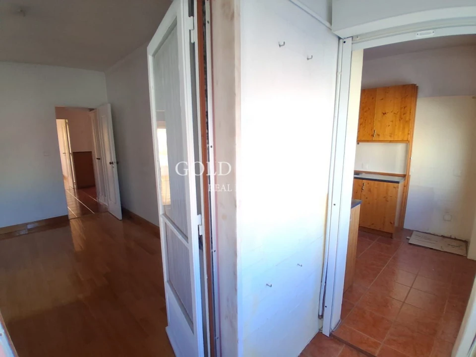 Apartamento T3 para Venda em Venteira Foto 20