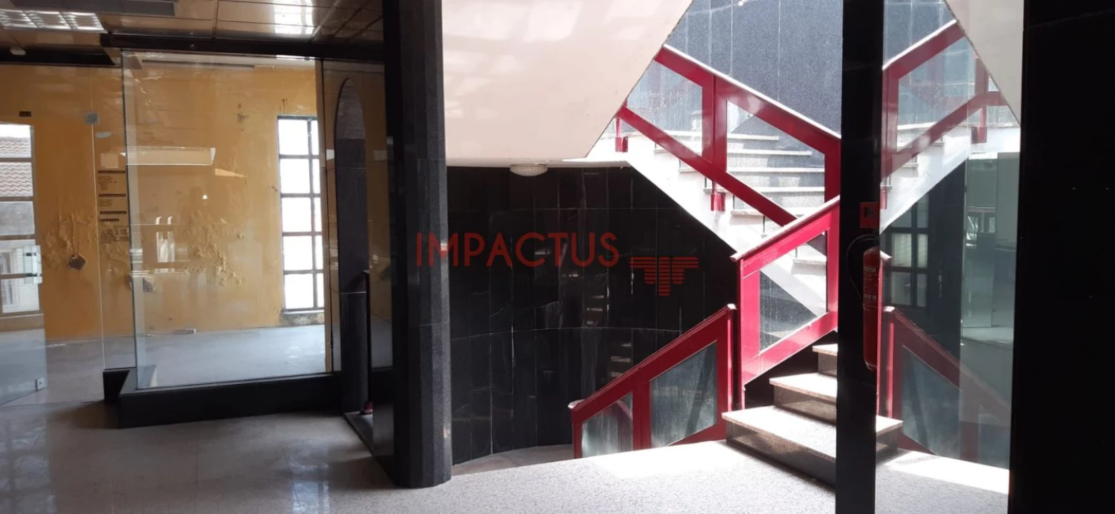 Loja para Venda em Póvoa de Varzim, Beiriz e Argivai Foto 1