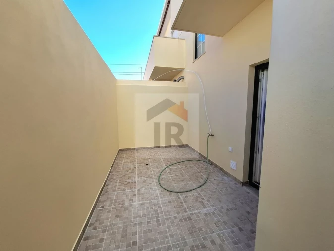 Apartamento T3 para Arrendamento em Caldas da Rainha - Santo Onofre e Serra do Bouro Foto 4