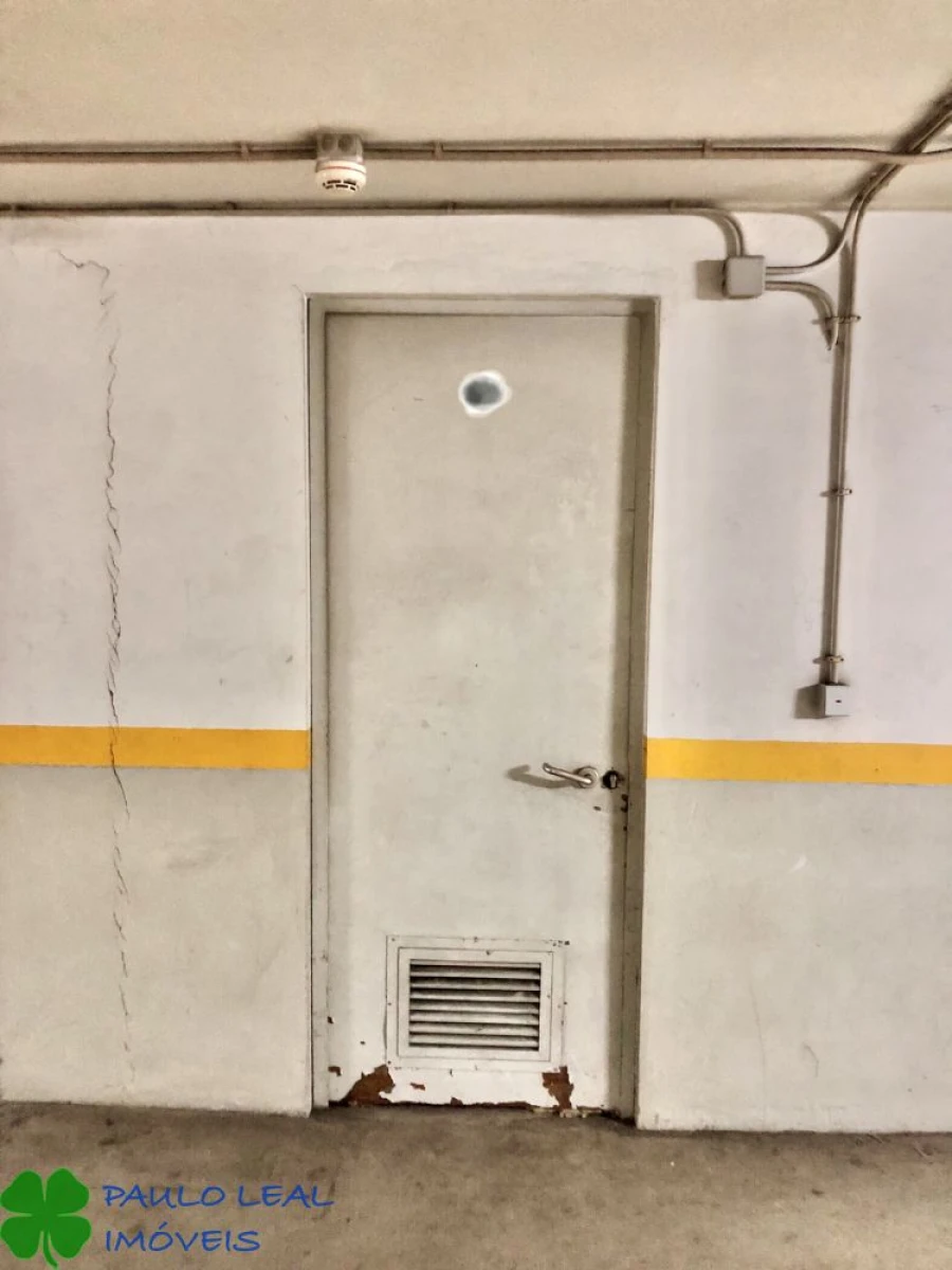 Apartamento T2 para Venda em Castêlo da Maia Foto 13