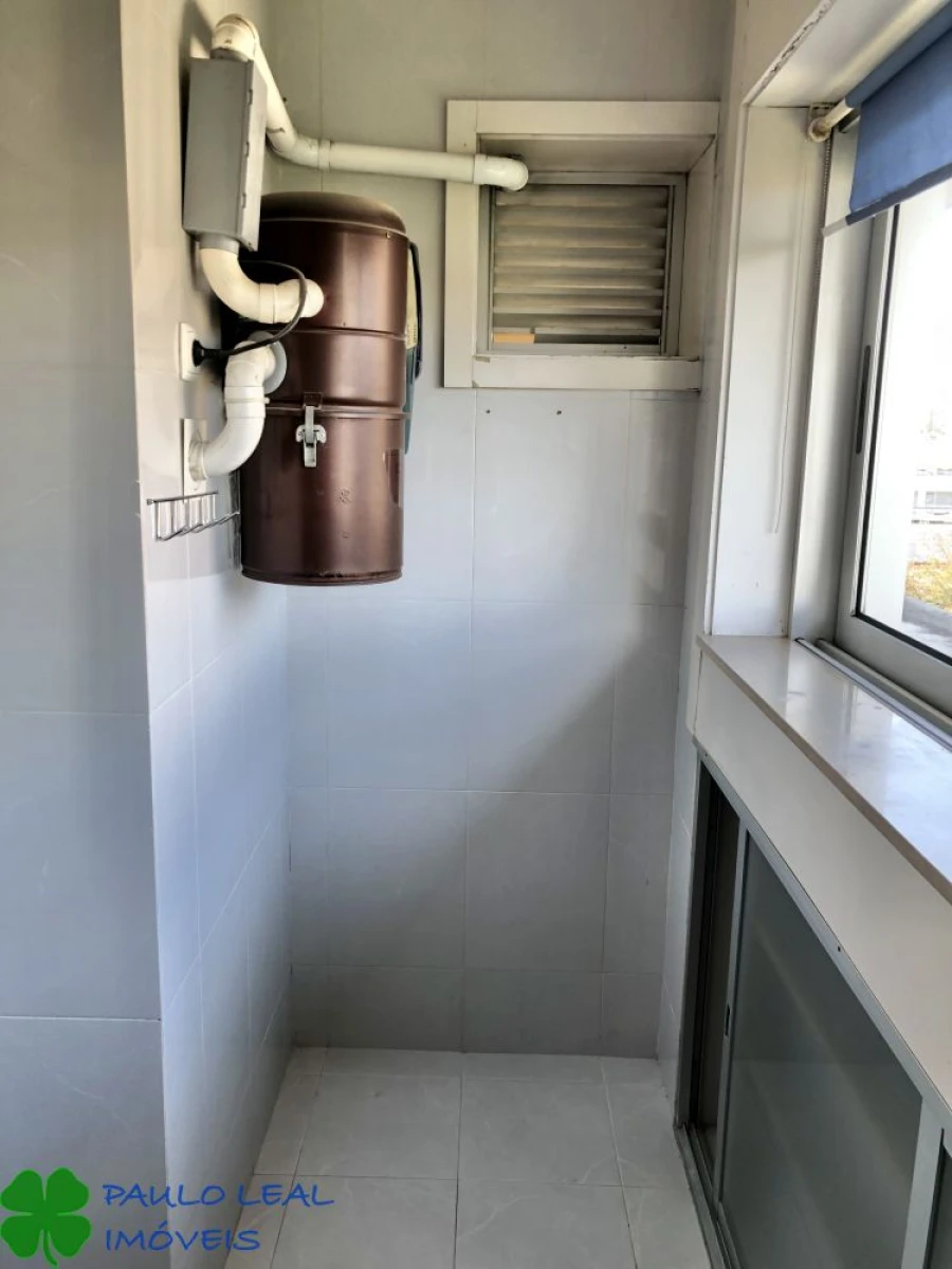 Apartamento T2 para Venda em Castêlo da Maia Foto 12