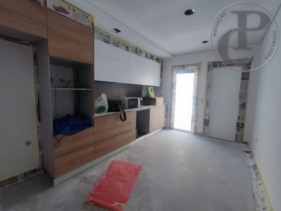 Moradia T4 para Venda em Fernao Ferro Foto 10