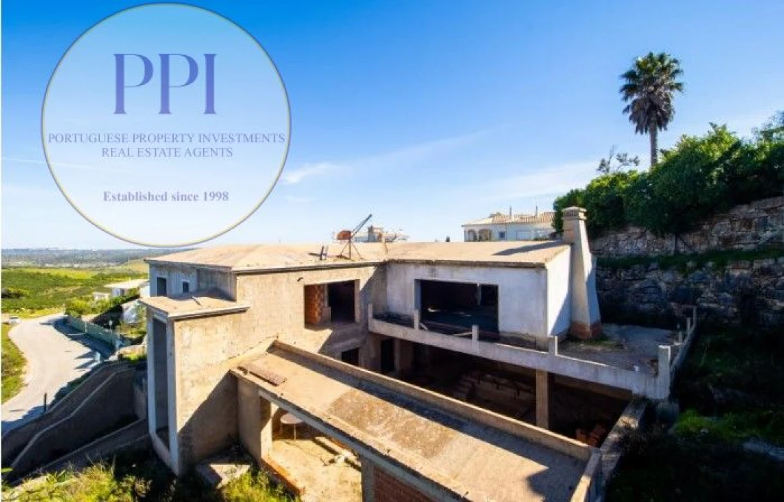 Moradia T4 para Venda em Budens Foto 4