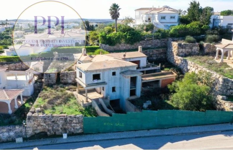 Moradia T4 para Venda em Budens Foto 1