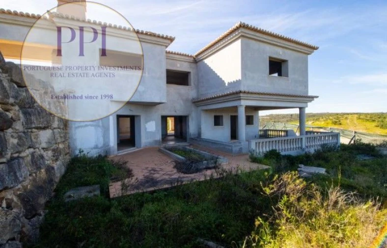 Moradia T5 para Venda em Budens Foto 3