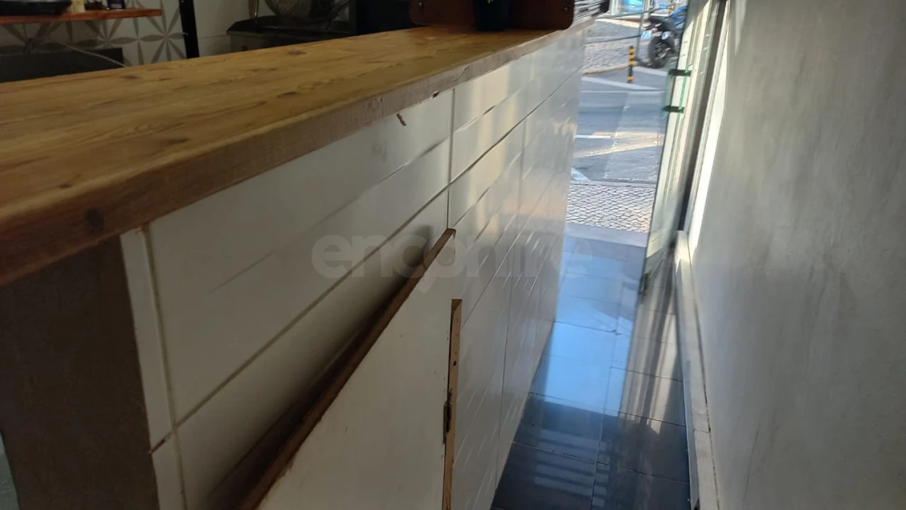 Loja para Trespasse em Avenidas Novas Foto 29