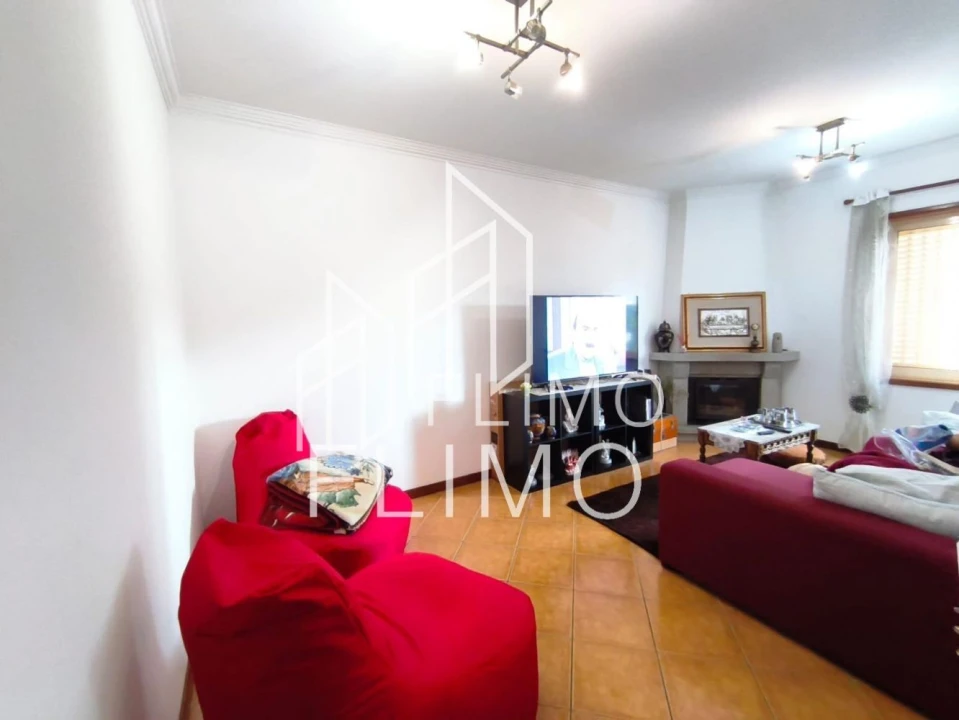 Apartamento T2 para Venda em São Miguel do Souto e Mosteirô Foto 1