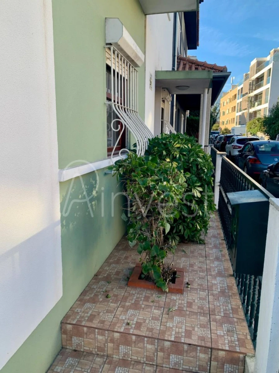 Moradia T5 para Venda em Ramalde Foto 4