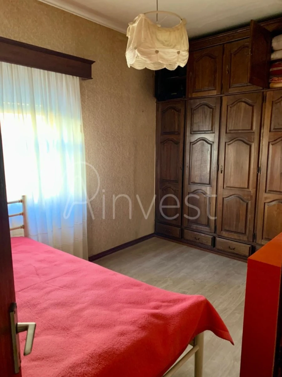 Moradia T5 para Venda em Ramalde Foto 10