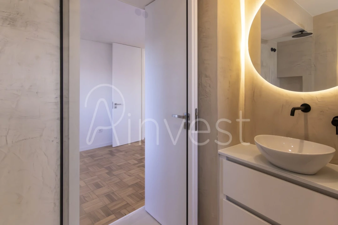 Apartamento T4 para Venda em Cedofeita, Santo Ildefonso, Sé, Miragaia, São Nicolau e Vitória Foto 11