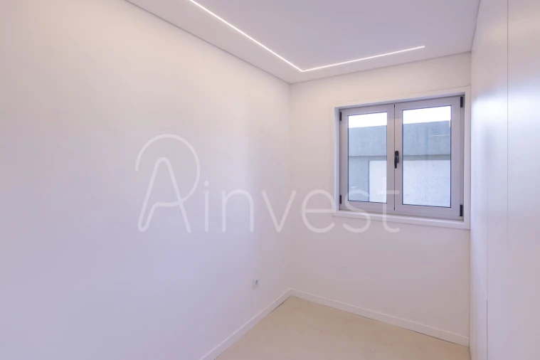 Apartamento T4 para Venda em Cedofeita, Santo Ildefonso, Sé, Miragaia, São Nicolau e Vitória Foto 19