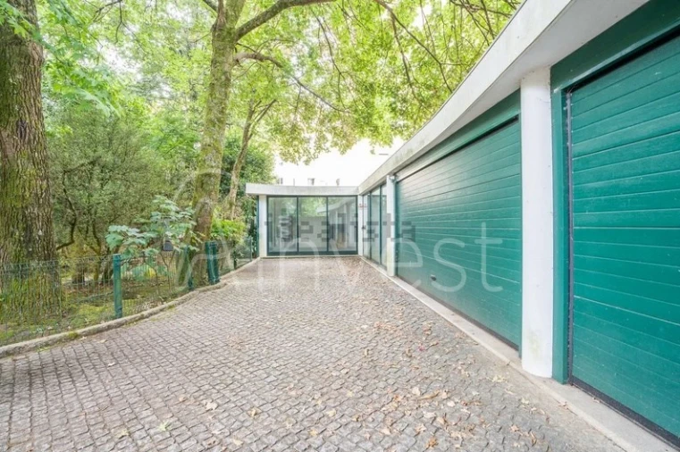 Moradia T6 para Venda em Lordelo do Ouro e Massarelos Foto 15