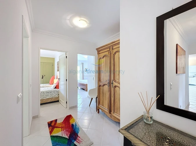 Moradia T4 para Venda em Albufeira e Olhos de Água Foto 23