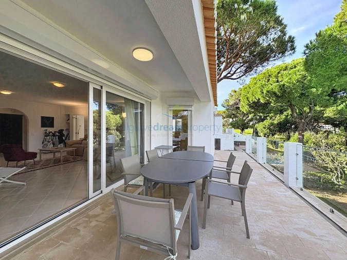 Moradia T4 para Venda em Albufeira e Olhos de Água Foto 31