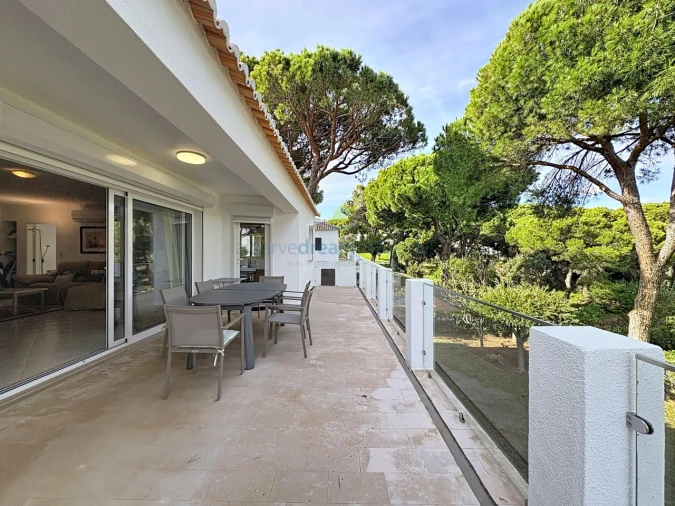 Moradia T4 para Venda em Albufeira e Olhos de Água Foto 35