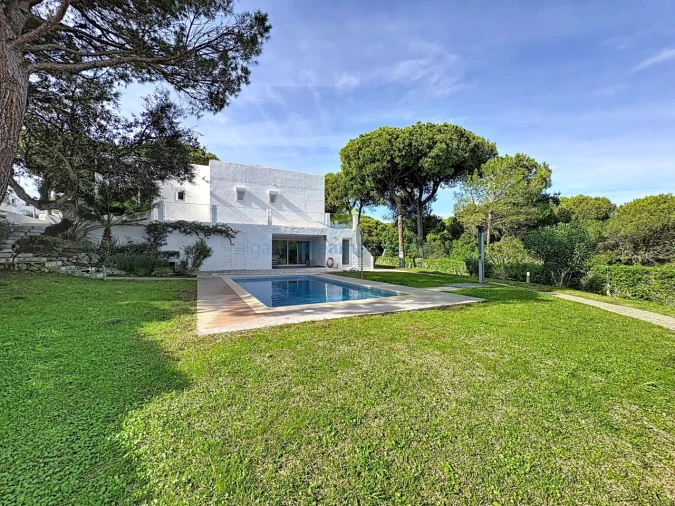 Moradia T4 para Venda em Albufeira e Olhos de Água Foto 39