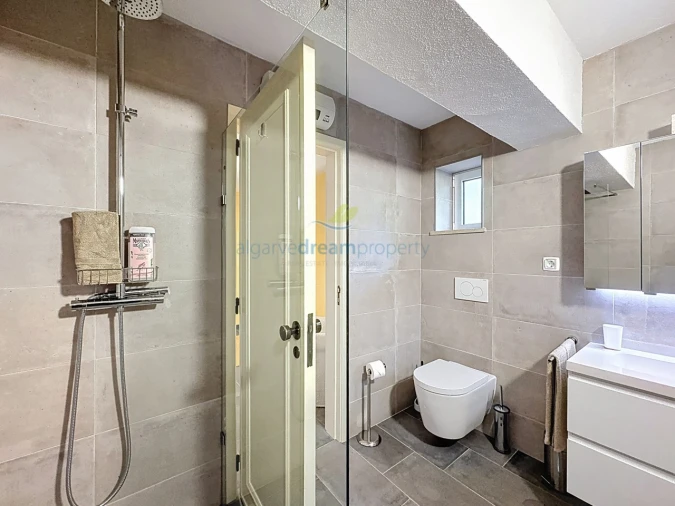 Moradia T4 para Venda em Albufeira e Olhos de Água Foto 56