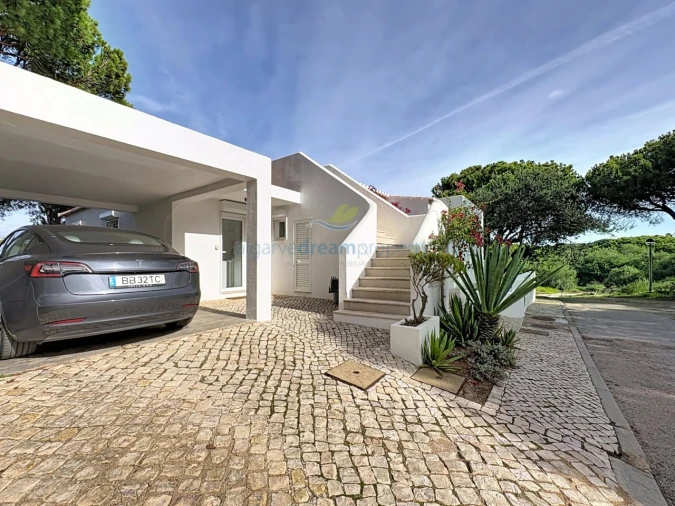 Moradia T4 para Venda em Albufeira e Olhos de Água Foto 58