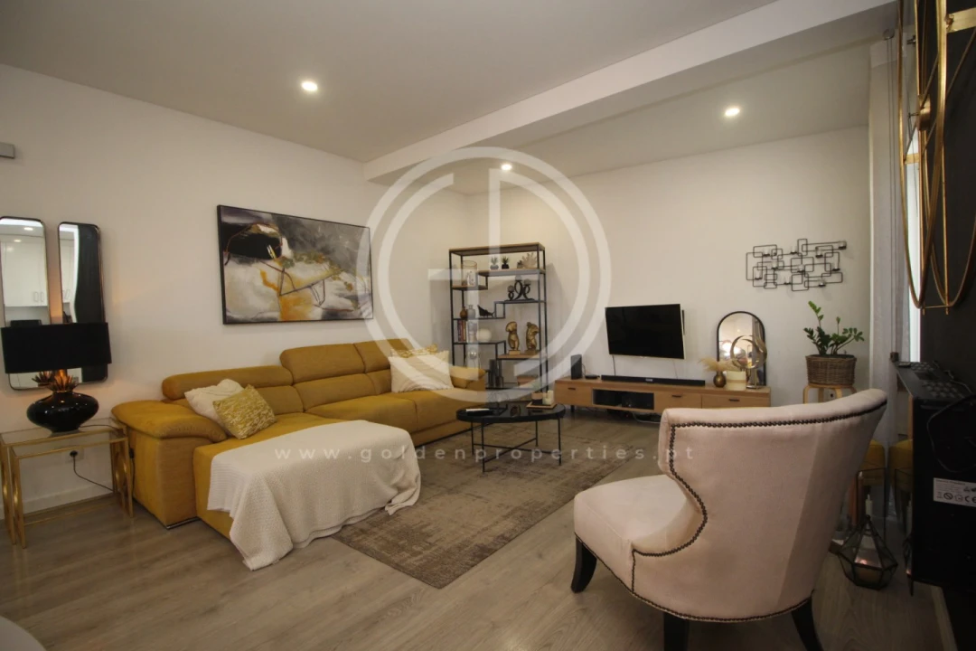 Apartamento T2 para Venda em Ferreiras Foto 5