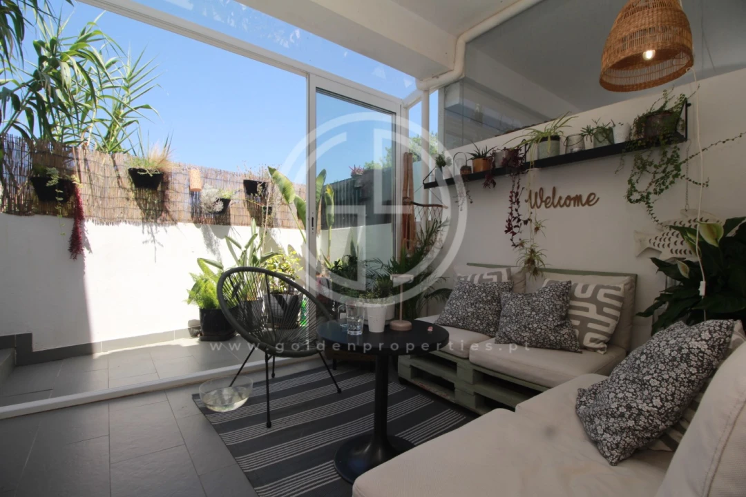 Apartamento T2 para Venda em Ferreiras Foto 13