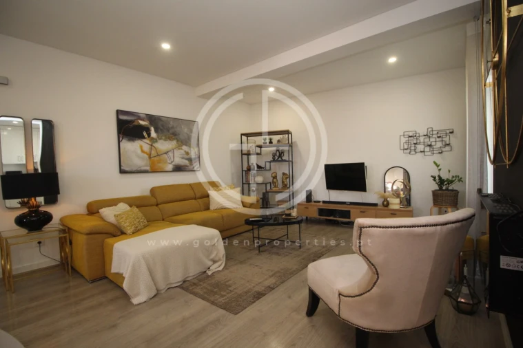 Apartamento T2 para Venda em Ferreiras Foto 5