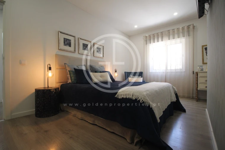 Apartamento T2 para Venda em Ferreiras Foto 19