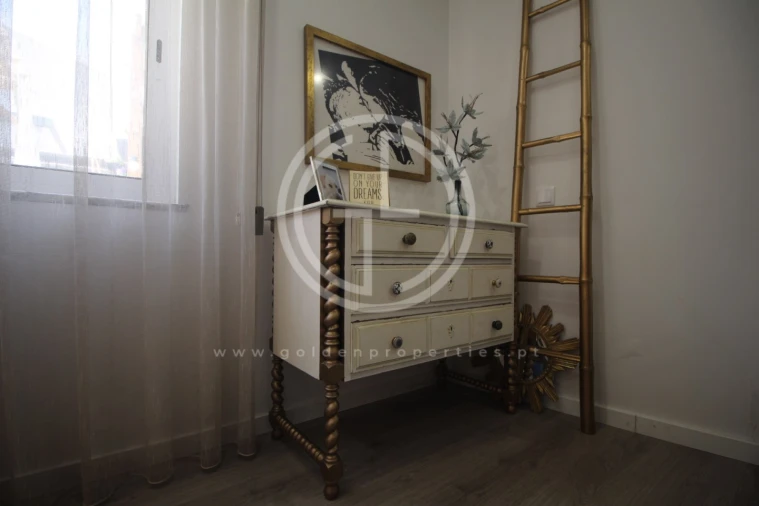 Apartamento T2 para Venda em Ferreiras Foto 22