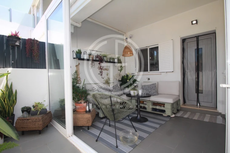 Apartamento T2 para Venda em Ferreiras Foto 25