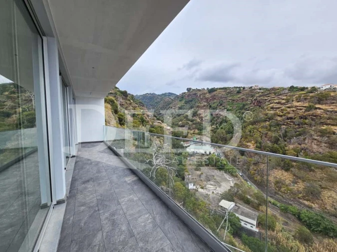 Moradia T3 para Venda em Santa Cruz Foto 29