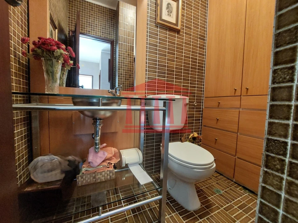 Quinta T4 para Venda em Barcelinhos Foto 36