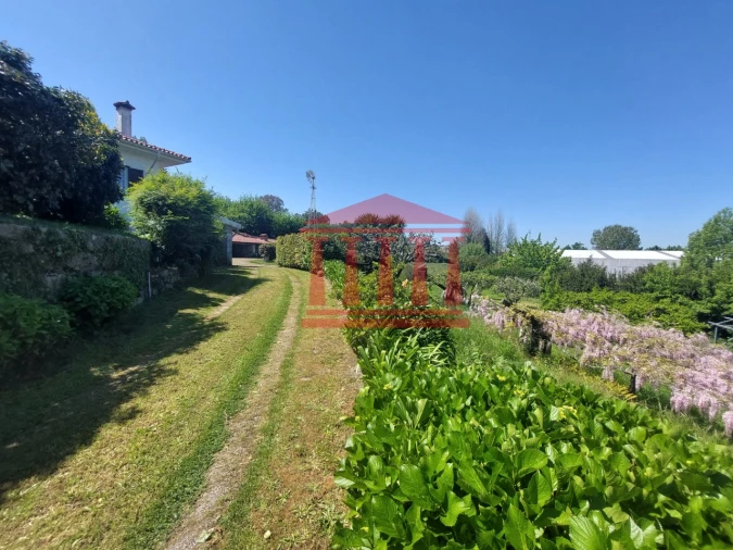 Quinta T4 para Venda em Barcelinhos Foto 68