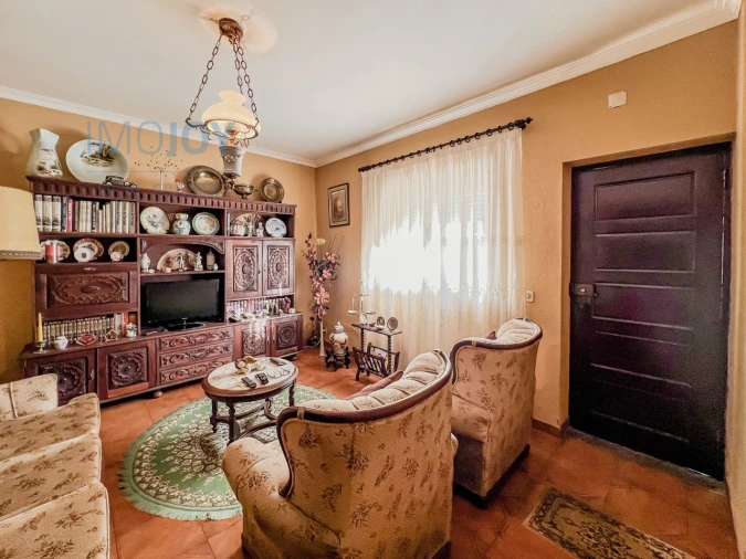 Moradia T4 para Venda em Alcabideche Foto 3