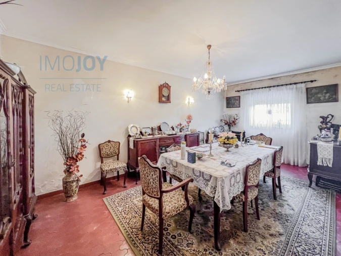 Moradia T4 para Venda em Alcabideche Foto 6