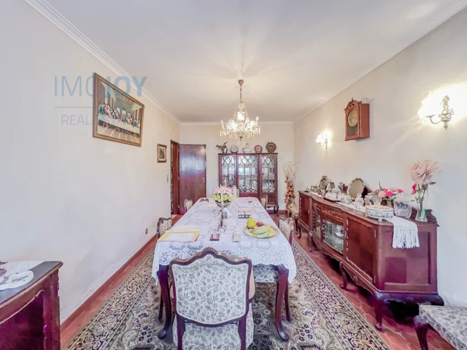 Moradia T4 para Venda em Alcabideche Foto 7