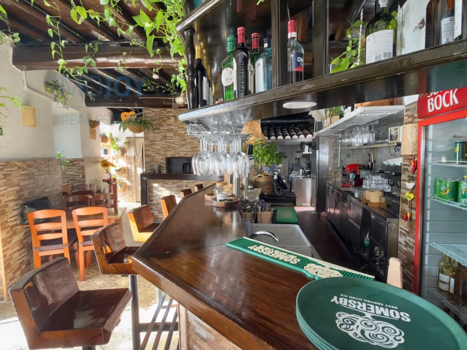 Loja para Arrendamento em Portimão Foto 14