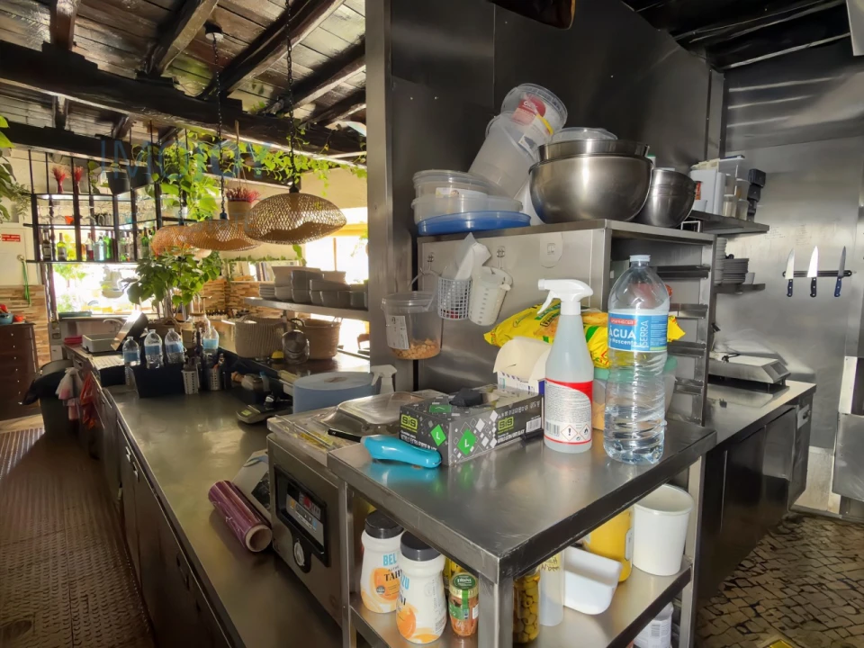 Loja para Arrendamento em Portimão Foto 17