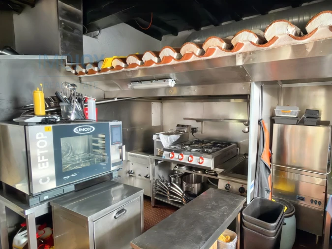 Loja para Arrendamento em Portimão Foto 18