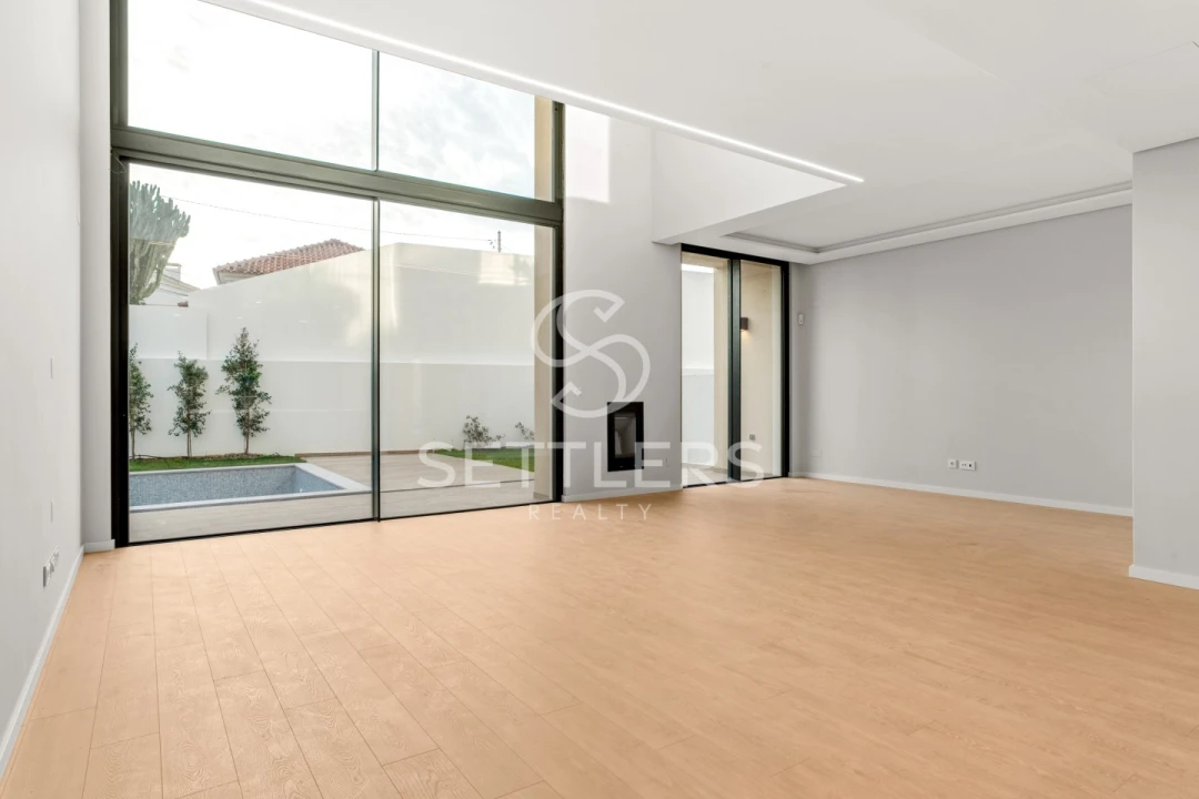 Moradia T4 para Venda em Alcabideche Foto 2